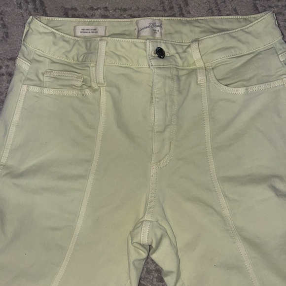 Light Green Universal Thread High Rise Skinny Jeans - Picture 2 of 4